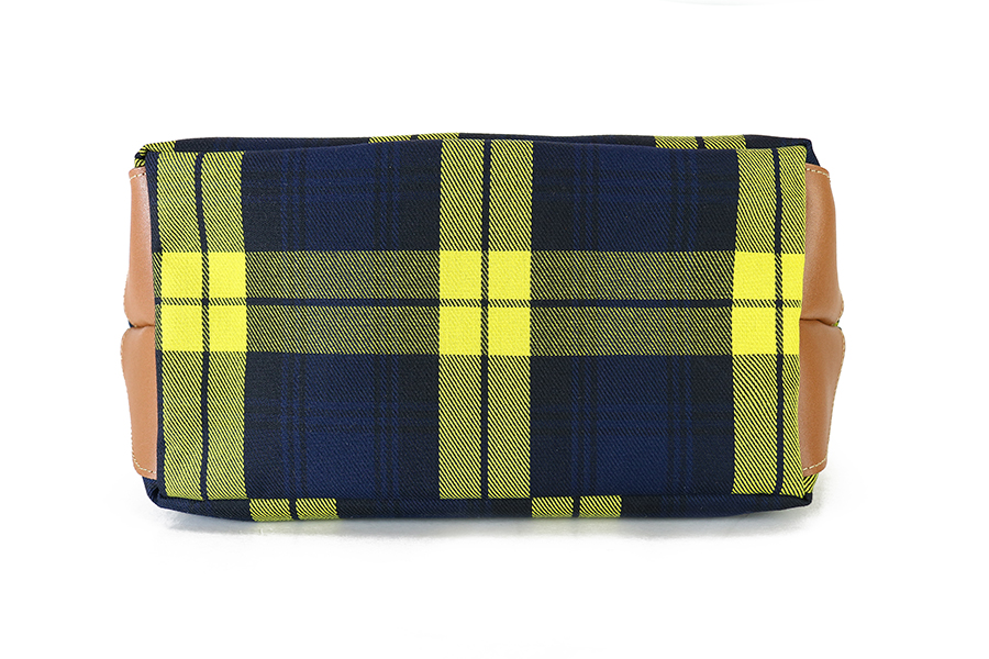 經典格紋梯形包_64