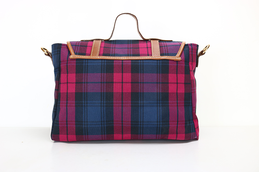 經典格紋旋轉鈕扣包_63