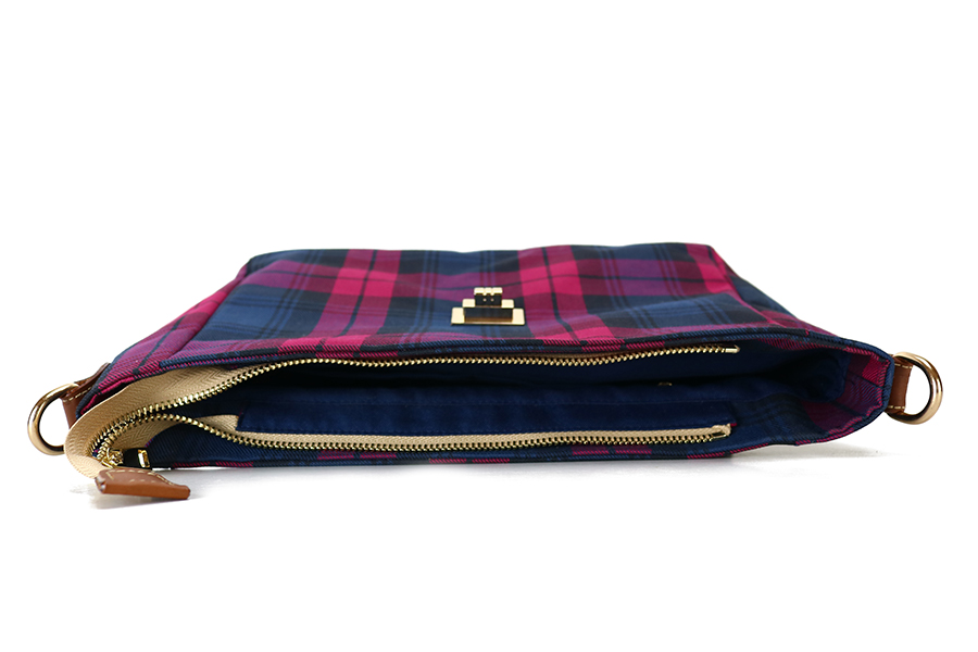 經典格紋旋轉鈕扣包_63